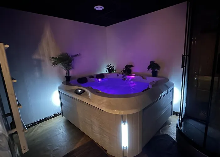 Cocon Jacuzzi Et Cinéma 4k B Apartamento